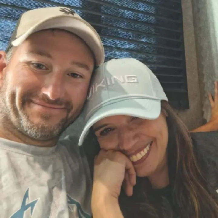 Hardlygracious Photo On Jungo Live