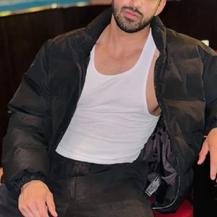 Ru Photo On Jungo Live