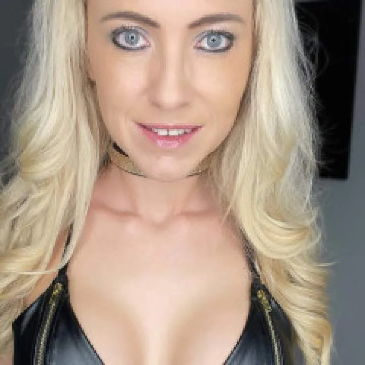 Goddess Daynia Photo On Jungo Live