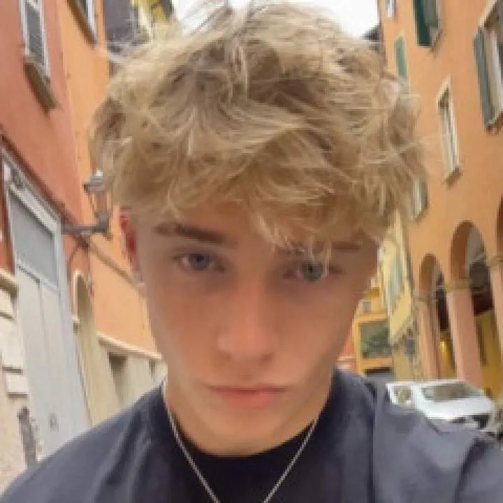 Marcoslave Photo On Jungo Live