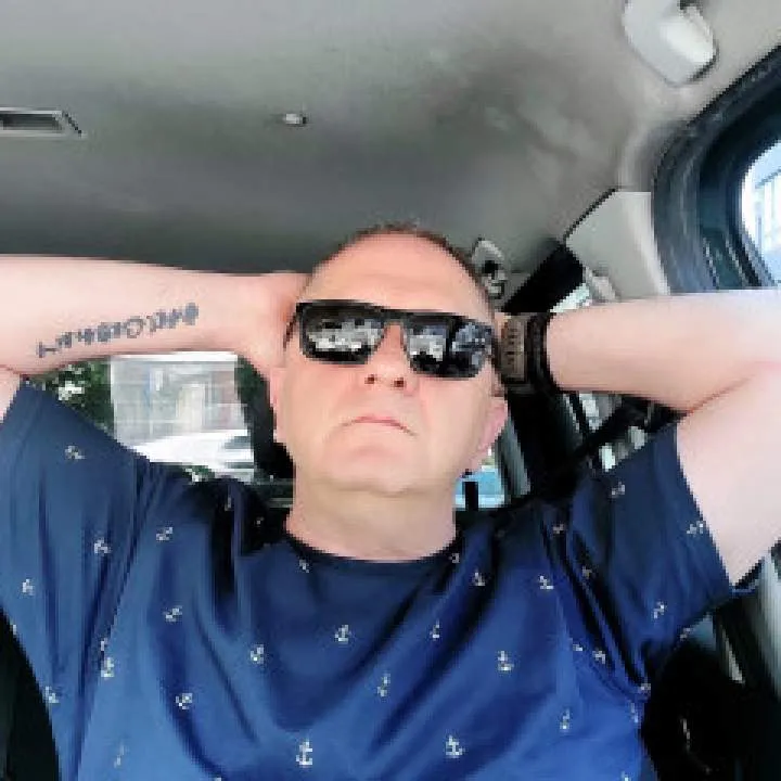 Benjamin Photo On Jungo Live