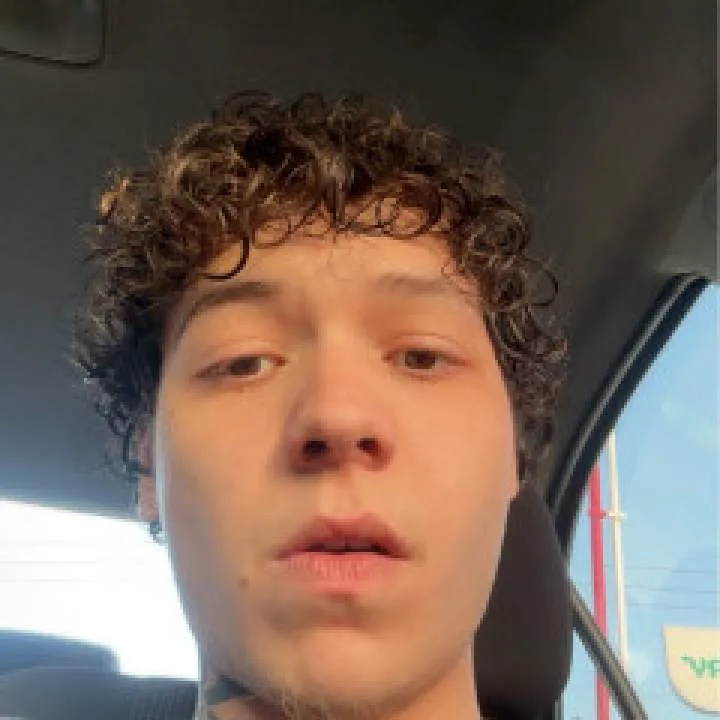 Yan Photo On Jungo Live