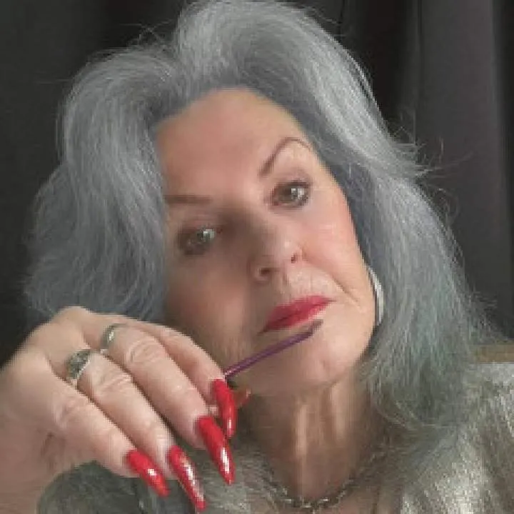 Dominatrix Sofia Photo On Jungo Live