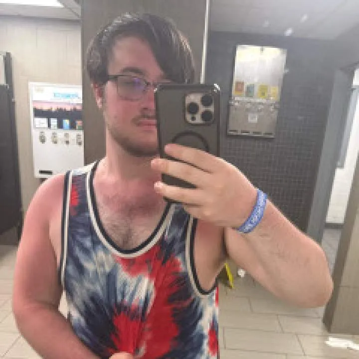 Steponme........ Photo On Jungo Live