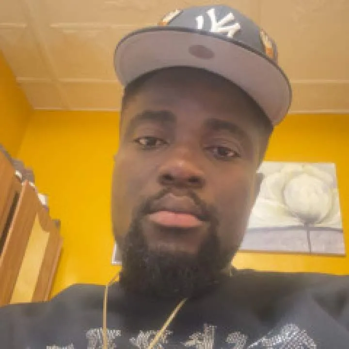 Kaaki Photo On Jungo Live