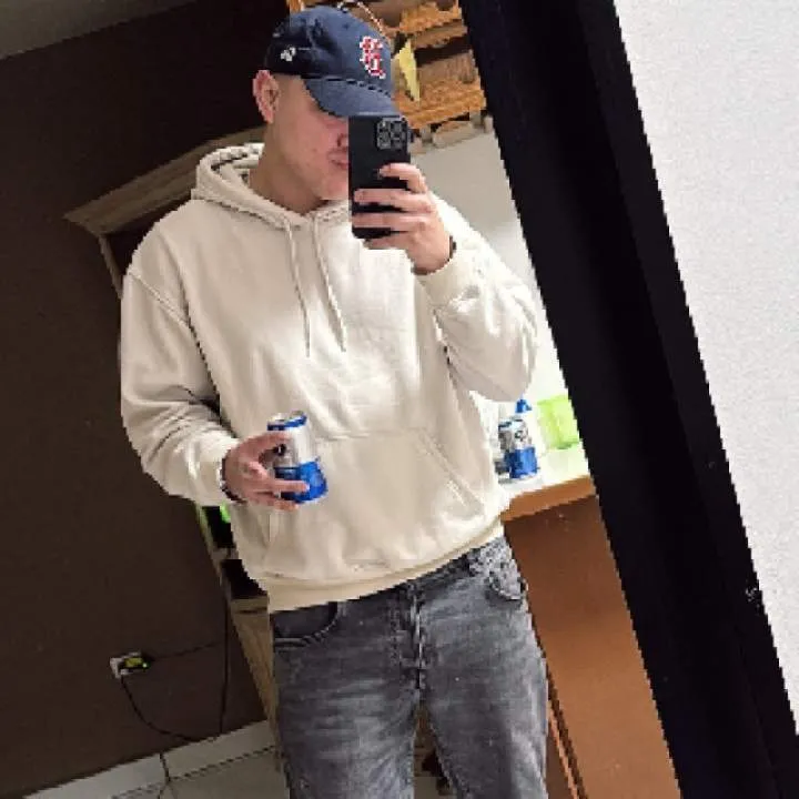 Tatas19 Photo On Jungo Live