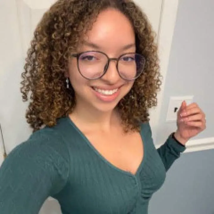 Lisa Ziirrb Photo On Jungo Live