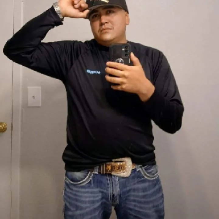 Leo Photo On Jungo Live