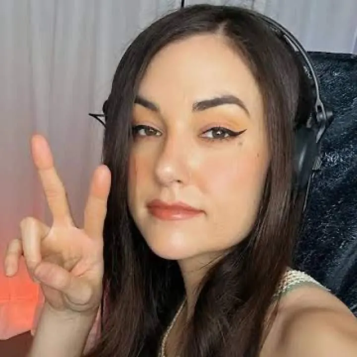 Mistress Yasmin Photo On Jungo Live