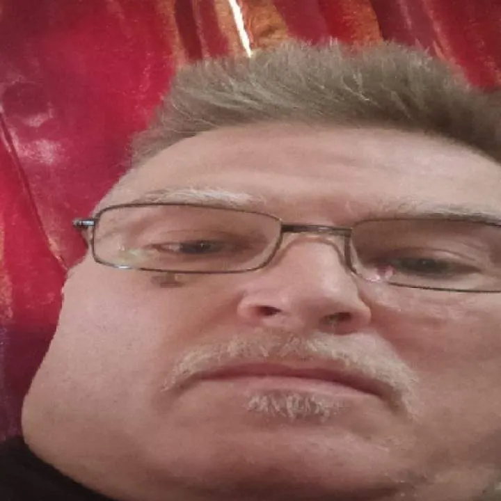 Marty Photo On Jungo Live