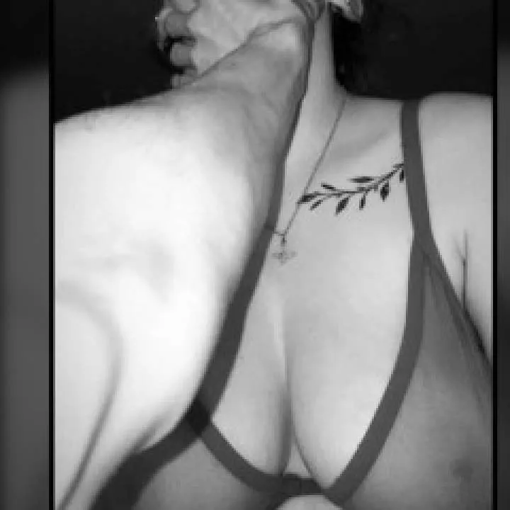 Spicy 👙 Photo On Jungo Live