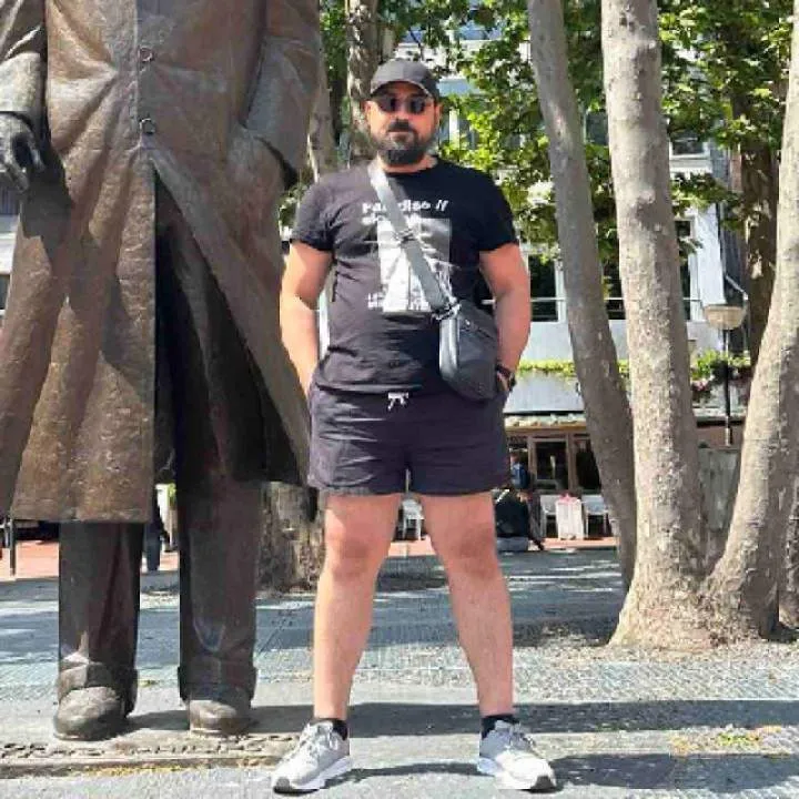 Kar Baro Photo On Jungo Live