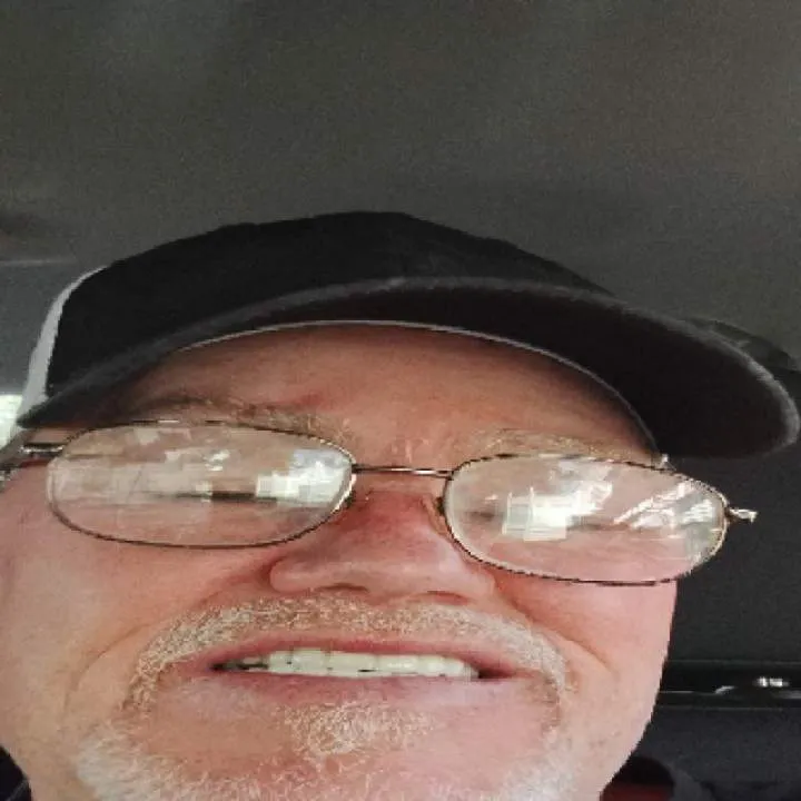 Rob Photo On Jungo Live