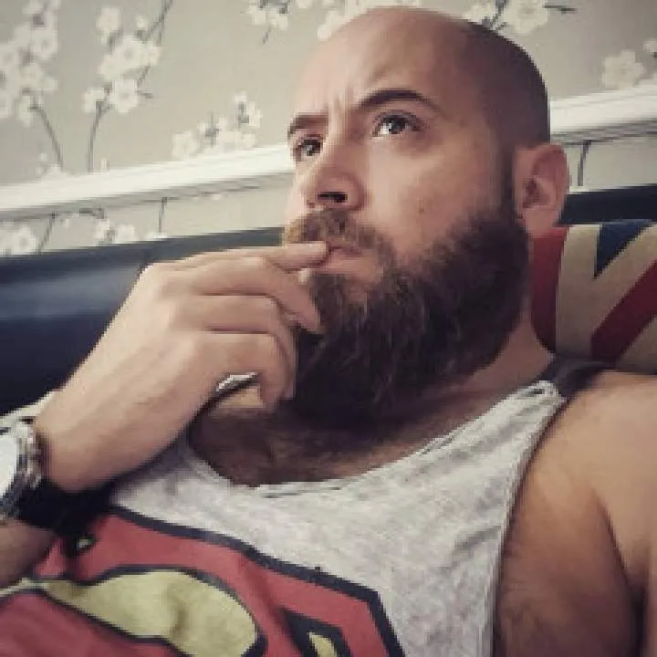 Robin Photo On Jungo Live