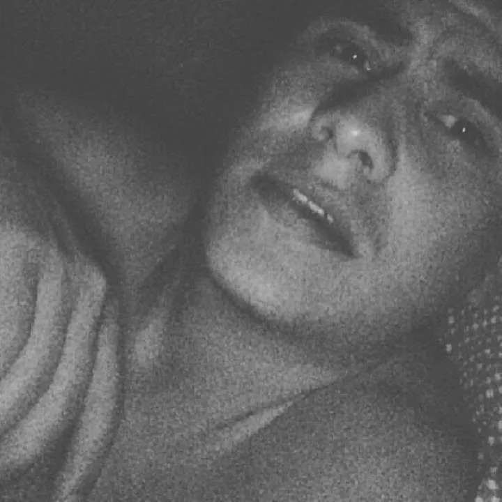 Latinbi Photo On Jungo Live