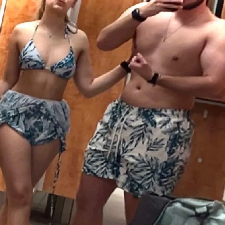 Ella/20 Justin/22 Photo On Jungo Live