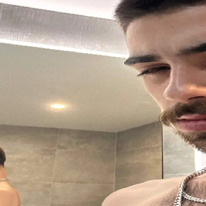 Overandoverandoveragain Photo On Jungo Live