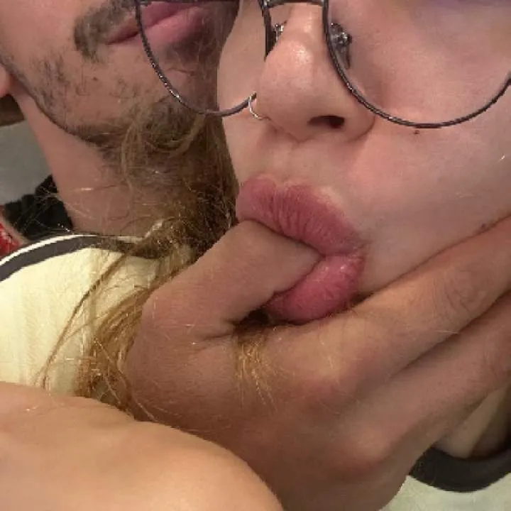 2hard2not2bite Photo On Jungo Live