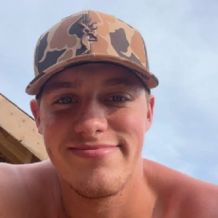 Mystery Man Photo On Jungo Live