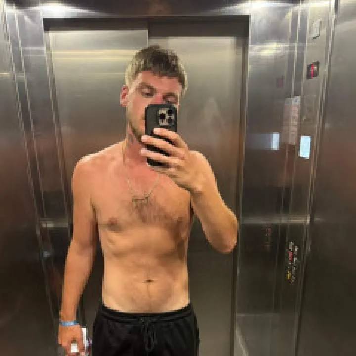 Mateusz Photo On Jungo Live