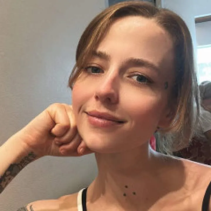 Lisa Photo On Jungo Live