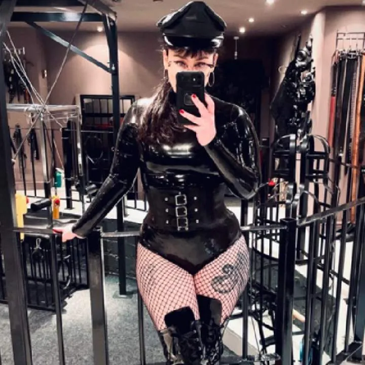 Mistress Alice Photo On Jungo Live