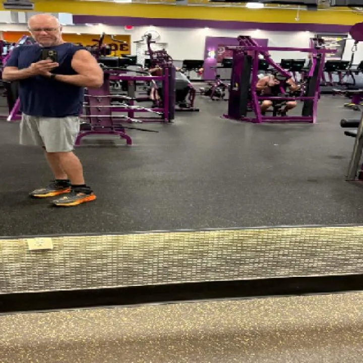 Larry Photo On Jungo Live