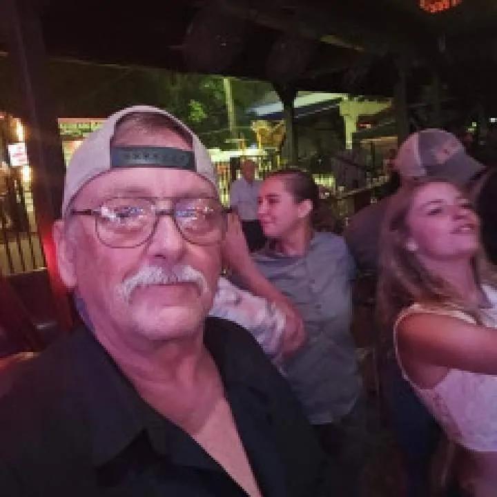 Big_daddmike9 Photo On Jungo Live