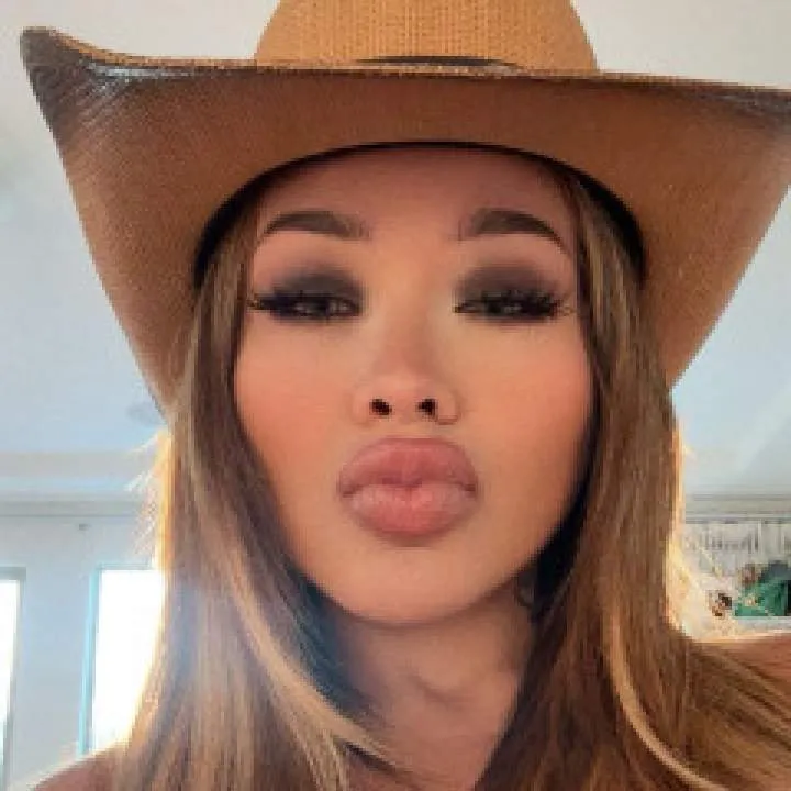 Emily Photo On Jungo Live