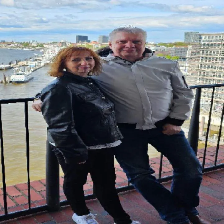 Spicy Two Photo On Jungo Live