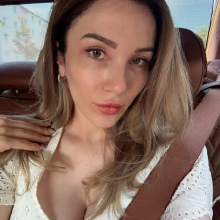 Mistress Photo On Jungo Live