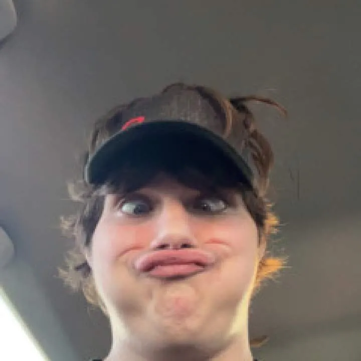 Nathan Slater Photo On Jungo Live