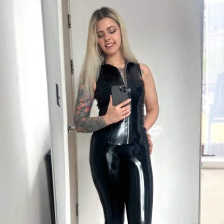 Domsophie Photo On Jungo Live