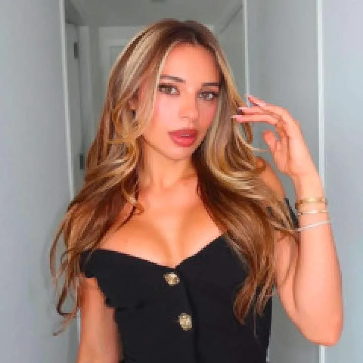 Elizabeth Photo On Jungo Live