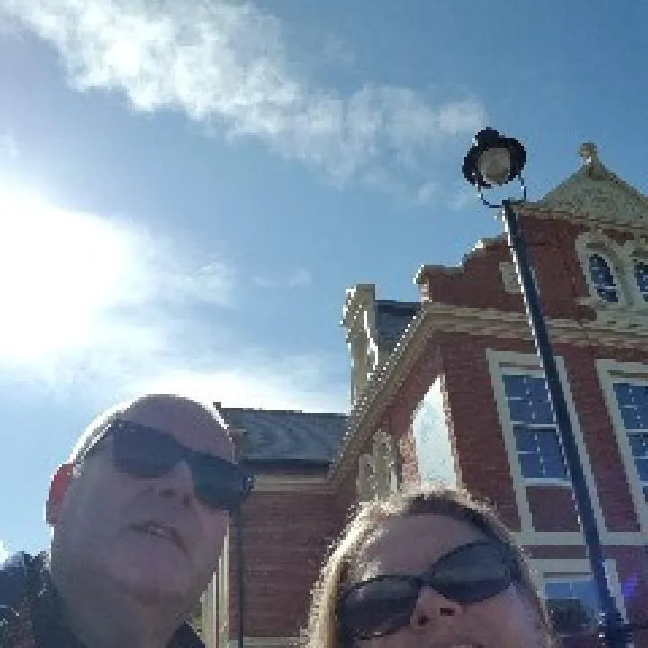 Buster Photo On Jungo Live