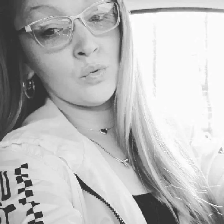 Redhead Mistress Photo On Jungo Live